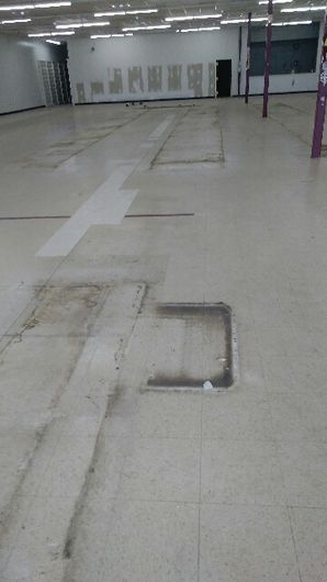 Before & After Commercial Floor Cleaning in (1)